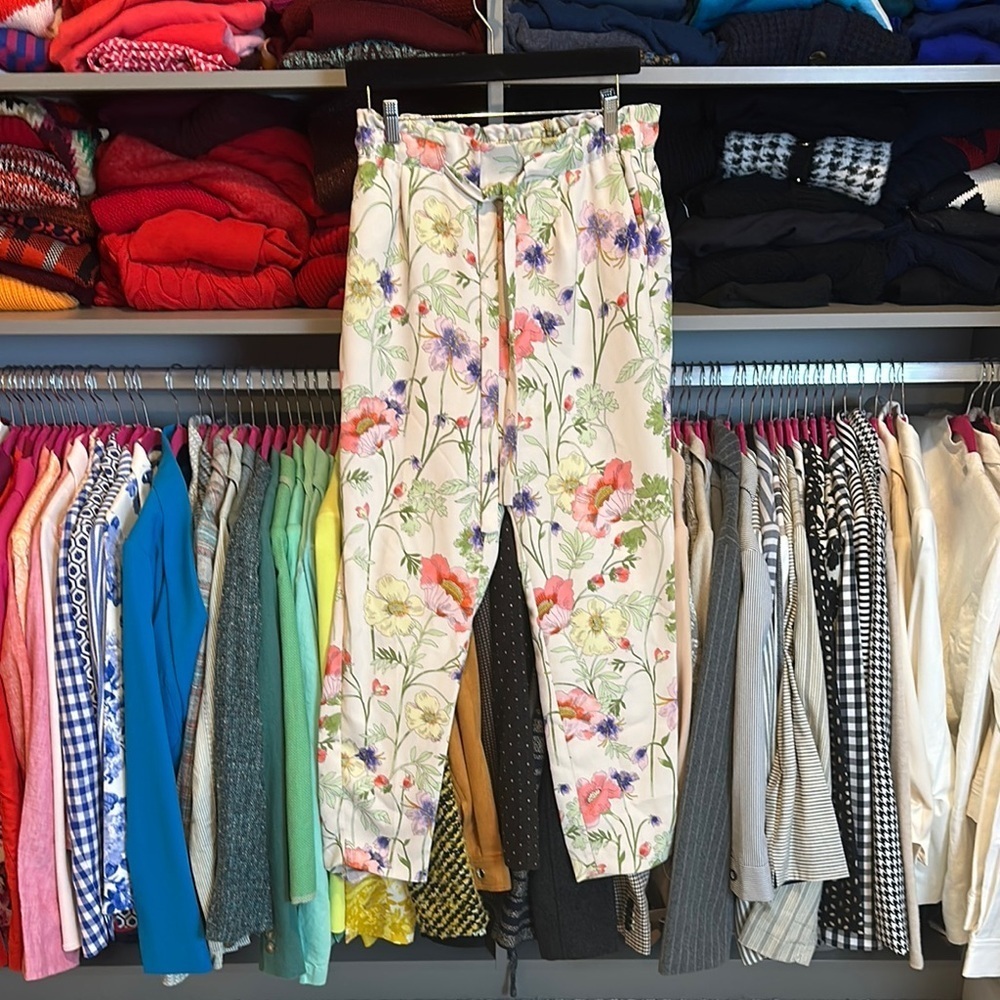Express pink Floral Print ankle high rise Pants size S/P